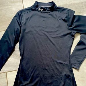 Unisex fitted Under Armour Coldgear top